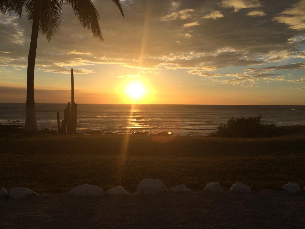 Hotel Iguanazul Playa Junquillal 外观 照片