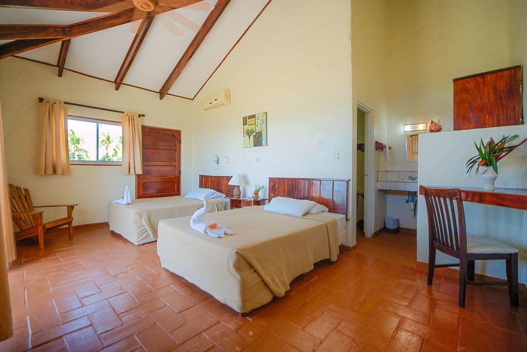 Hotel Iguanazul Playa Junquillal 外观 照片